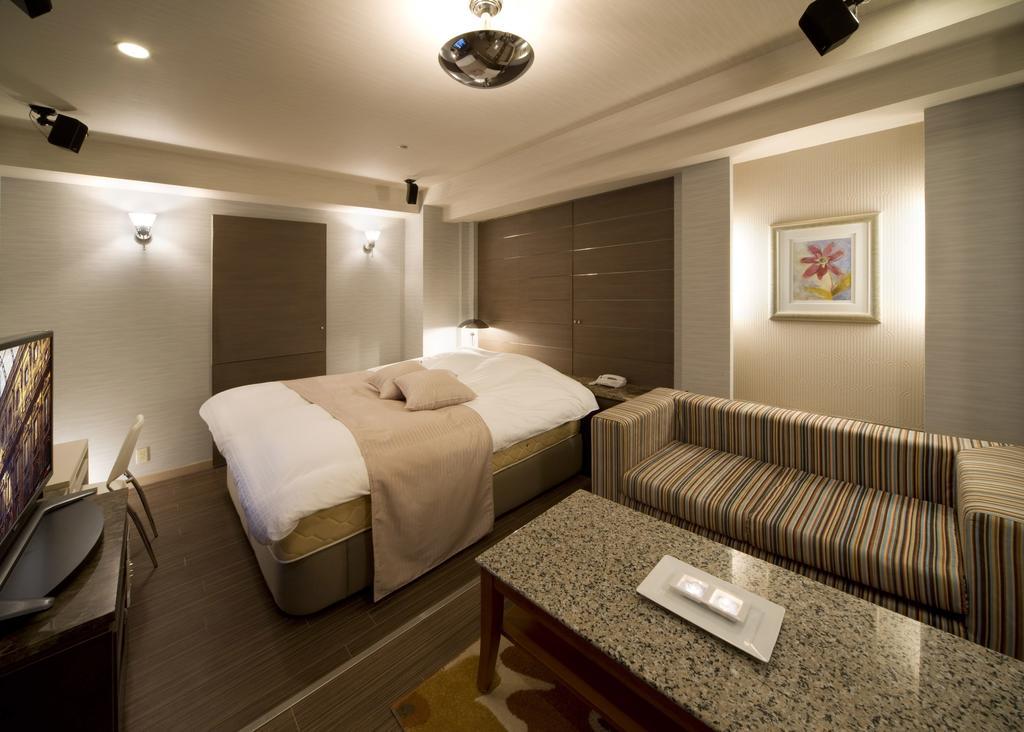 Hotel & Spa Island (Adults Only) Тойота Номер фото